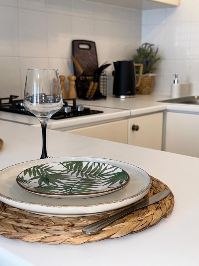 Paphos Sea View Apartment Near The Beach מראה חיצוני תמונה