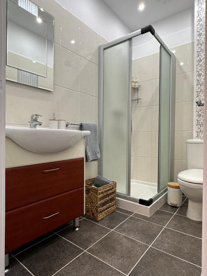 Paphos Sea View Apartment Near The Beach מראה חיצוני תמונה